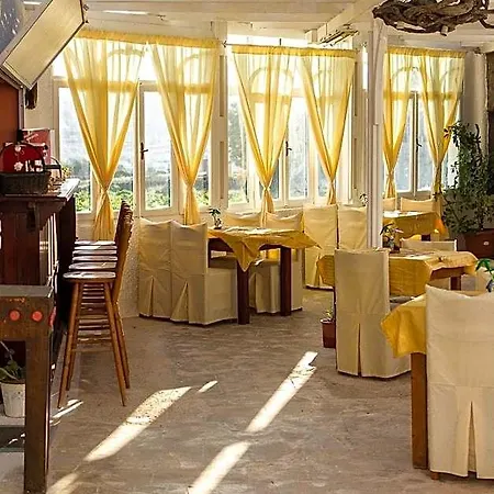 Iliovasilema Santorini * Akrotírion